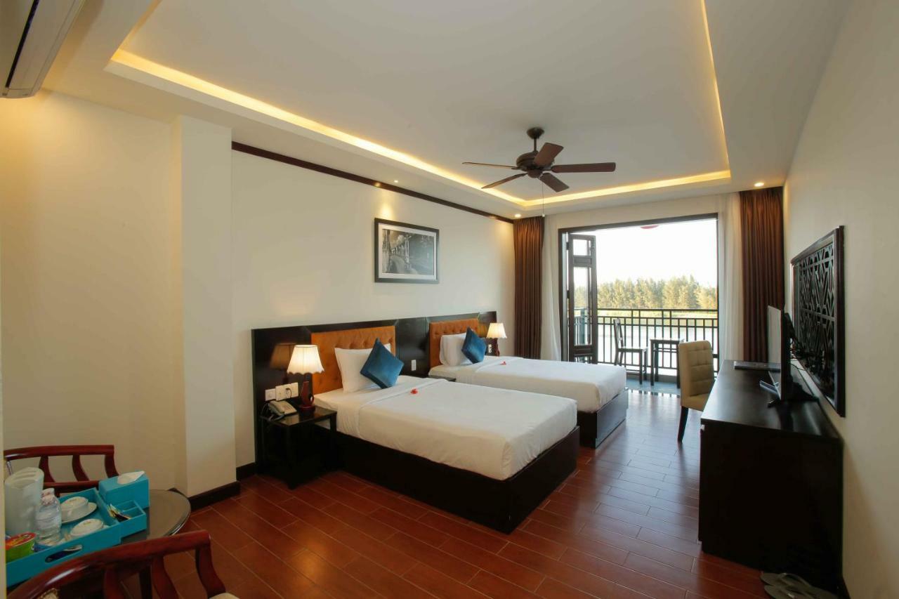 Pearl River Hoi An Hotel & Spa Екстер'єр фото